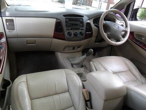 Toyota Innova 2006 MT for sale in Bangalore