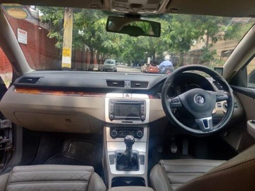 2010 Volkswagen Passat 1.8 TSI MT for sale in New Delhi