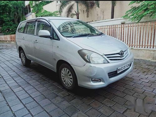 Toyota Innova 2011 MT for sale in Thane