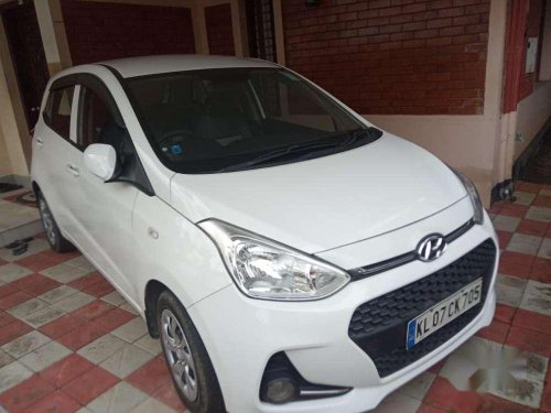 Hyundai Grand i10 Magna 2017 MT for sale in Kochi