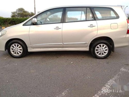 Toyota Innova 2014 MT for sale in Anand