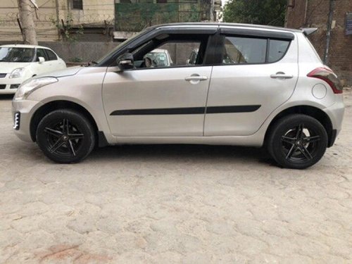 2015 Maruti Suzuki Swift VXI MT for sale in New Delhi