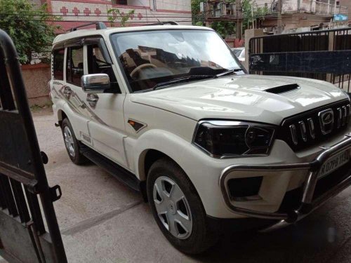 Mahindra Scorpio S6 Plus, 2016, Diesel MT in Patna