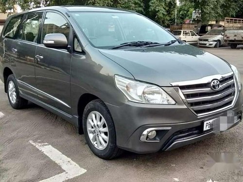 Toyota Innova 2014 MT for sale in Ludhiana