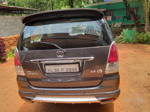 Toyota Innova 2.0 VX 8 STR BS-IV, 2010, Diesel MT in Thrissur