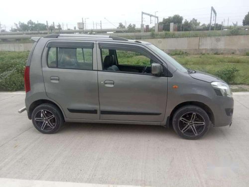 Used 2017 Maruti Suzuki Wagon R VXI MT for sale in Noida