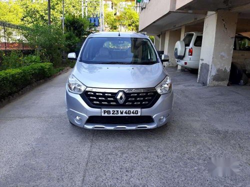 Renault Lodgy 110 PS RXZ 7 STR, 2016, MT for sale in Chandigarh 