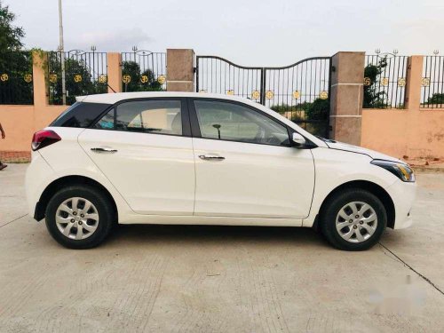 Used 2017 Hyundai Elite i20 MT for sale in Vadodara