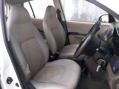 Hyundai i10 Magna 2011 MT for sale in Ahmedabad 