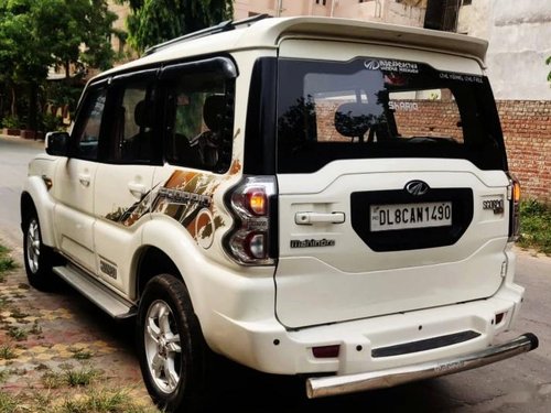 Used 2016 Mahindra Scorpio MT for sale in New Delhi