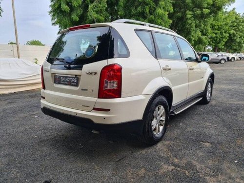 Used 2013 Mahindra Ssangyong Rexton RX7 AT in Ahmedabad 