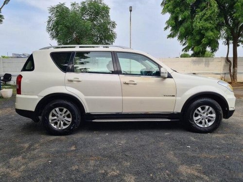 Used 2013 Mahindra Ssangyong Rexton RX7 AT in Ahmedabad 