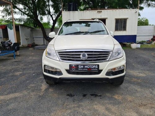 Used 2013 Mahindra Ssangyong Rexton RX7 AT in Ahmedabad 