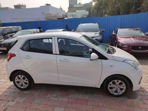 Hyundai Grand i10 Magana 2016 MT for sale in Gandhinagar 