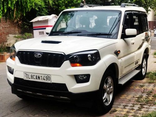 Used 2016 Mahindra Scorpio MT for sale in New Delhi