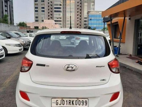 Hyundai Grand i10 Magna 2015 MT for sale in Rajkot