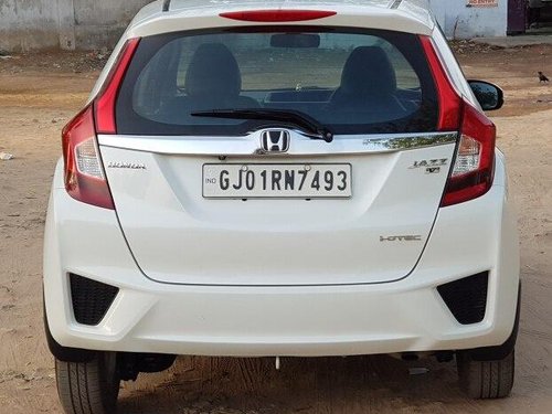 Honda Jazz 1.5 V i DTEC 2015 MT in Ahmedabad 