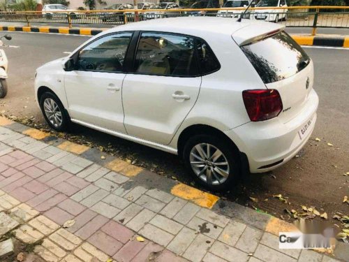 Volkswagen Polo Highline , 2015, MT in Ahmedabad 