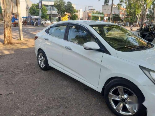 Hyundai Fluidic Verna 2012 MT in Chandigarh 