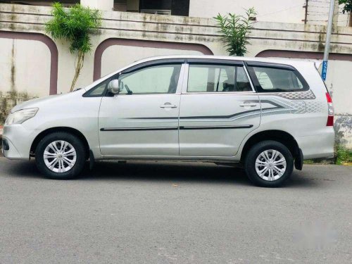 Used Toyota Innova 2007 MT for sale in Surat