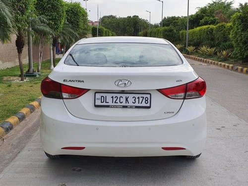 Used 2014 Hyundai Elantra AT for sale in New Delhi