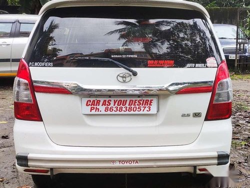 Used Toyota Innova 2.5 VX 8 STR 2015 MT in Guwahati 