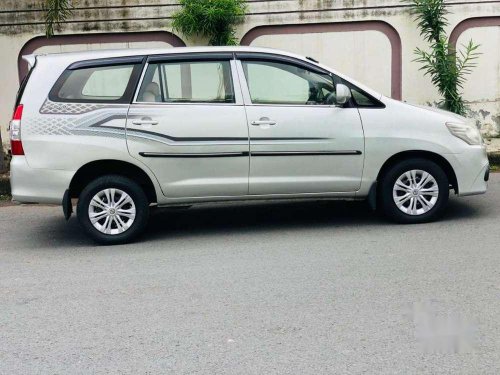 Used Toyota Innova 2007 MT for sale in Surat