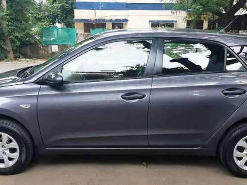 Hyundai I20 Magna 1.2, 2017, MT for sale in Ahmedabad 