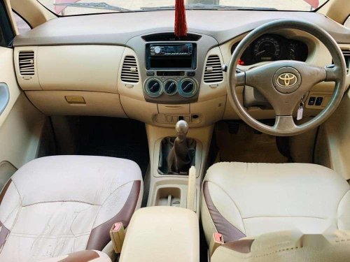 Used 2005 Toyota Innova AT for sale in Mumbai 