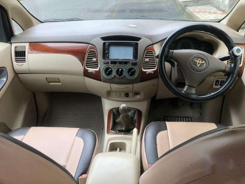 Used Toyota Innova 2007 MT for sale in Surat