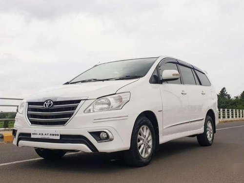 Used Toyota Innova 2014 MT for sale in Jalgaon