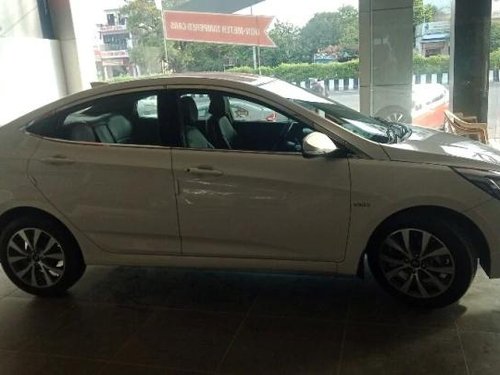 Hyundai Verna 1.6 CRDI SX 2016 MT for sale in Jaipur 