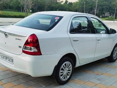 Toyota Etios Liva G 2014 MT for sale in Ahmedabad 