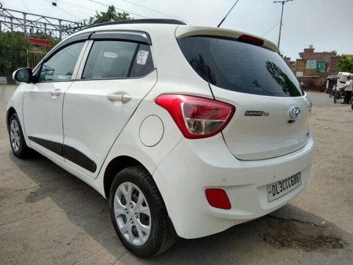 Used Hyundai Grand i10 Sportz 2015 MT for sale in New Delhi