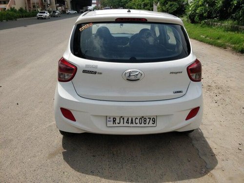 Hyundai Grand i10 1.2 CRDi Magna 2015 MT in Jaipur 