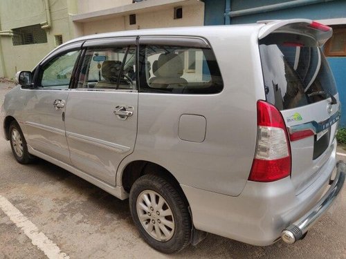 Toyota Innova 2.5 V Diesel 7-seater 2013 MT in Bangalore