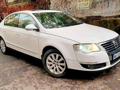 Volkswagen Passat 1.8L TSI, 2010, MT in Kolkata 