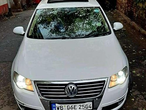 Volkswagen Passat 1.8L TSI, 2010, MT in Kolkata 