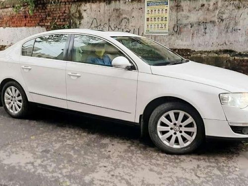 Volkswagen Passat 1.8L TSI, 2010, MT in Kolkata 