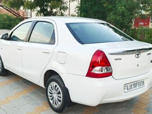 Toyota Etios Liva G 2014 MT for sale in Ahmedabad 