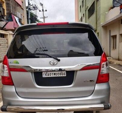 Toyota Innova 2.5 V Diesel 7-seater 2013 MT in Bangalore