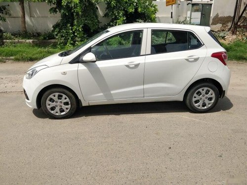 Hyundai Grand i10 1.2 CRDi Magna 2015 MT in Jaipur 