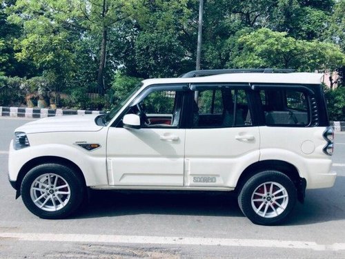 Used Mahindra Scorpio 2016 MT for sale in New Delhi