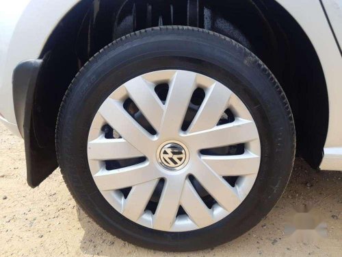 Volkswagen Polo Comfortline, 2015, MT in Ahmedabad 