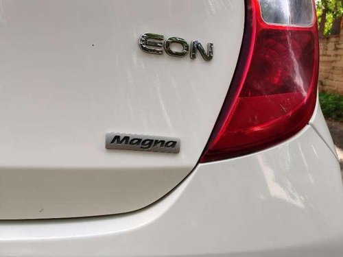 Used Hyundai Eon Magna 2012 MT in Ahmedabad 