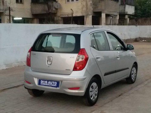 Hyundai i10 Magna 1.2 2011 MT for sale in Ahmedabad 