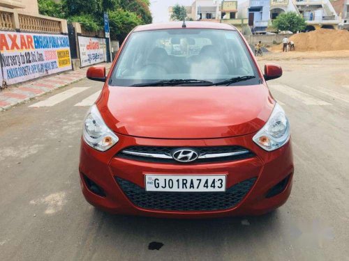 Hyundai i10 Magna 1.1 2013 MT for sale in Ahmedabad 