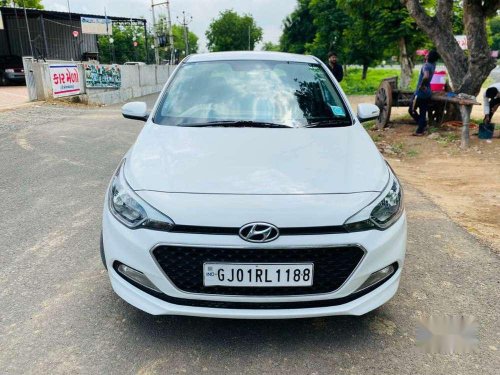 Used Hyundai Elite i20 Asta 1.4 CRDi 2016 MT in Ahmedabad 