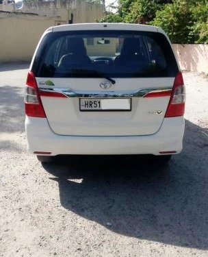 Used 2015 Toyota Innova MT for sale in New Delhi