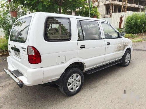 Used Chevrolet Tavera 2015 MT for sale in Surat